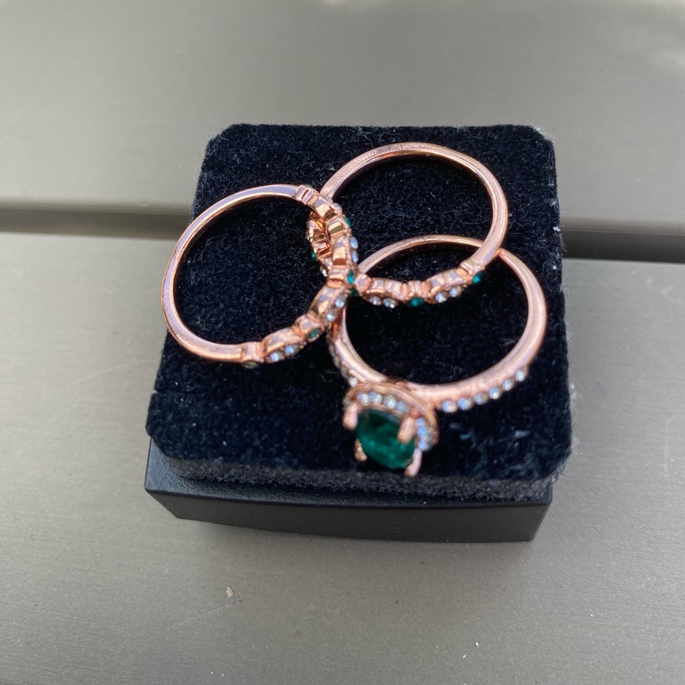 Vintage Emerald Gemstone Ring - 3 Pc Set - Picture 9 of 11